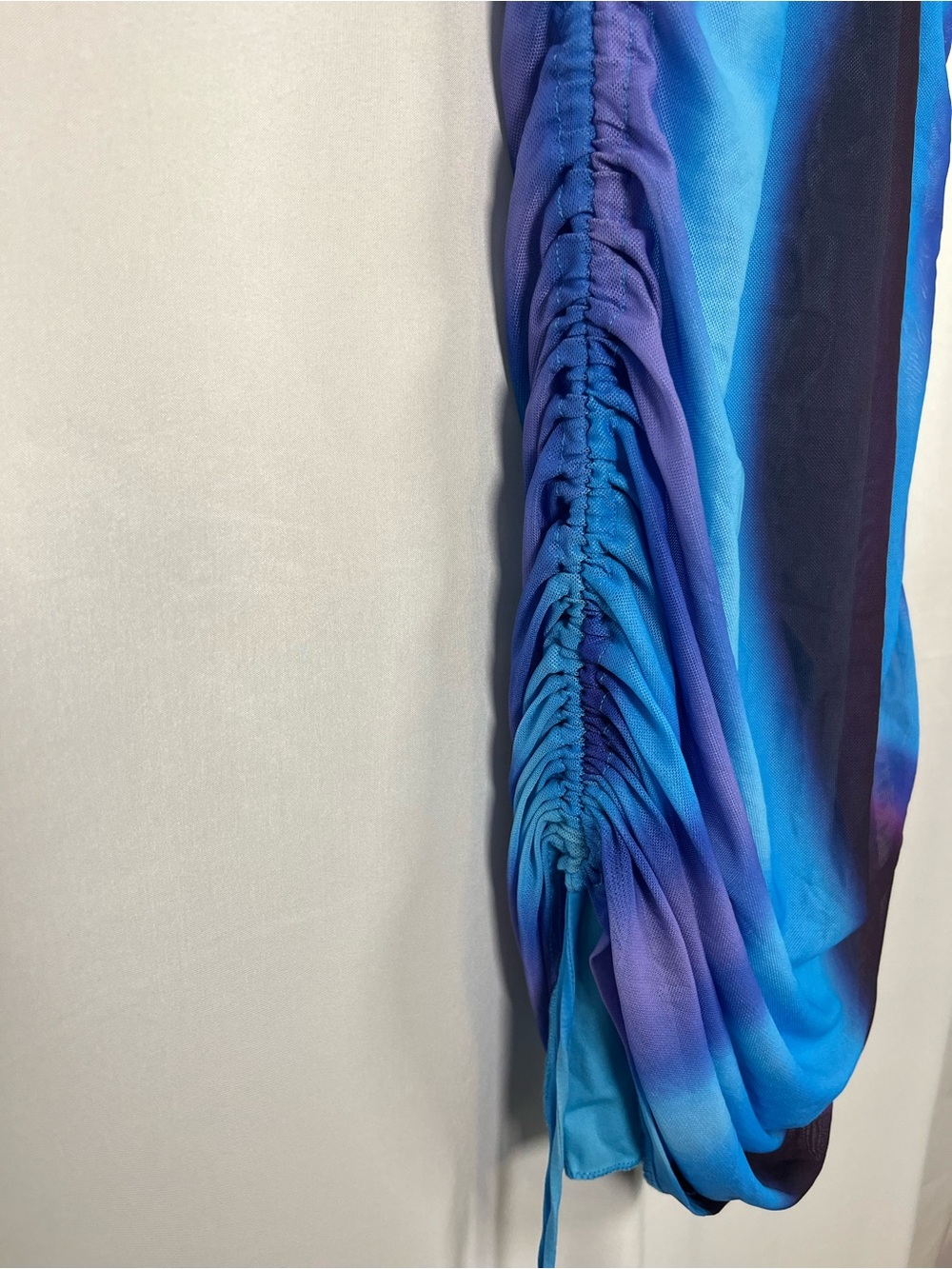 Motel Rocks Blue Ombre Ruched Mini Dress - Picture 6 of 9